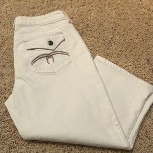 Apt 9 White Capris